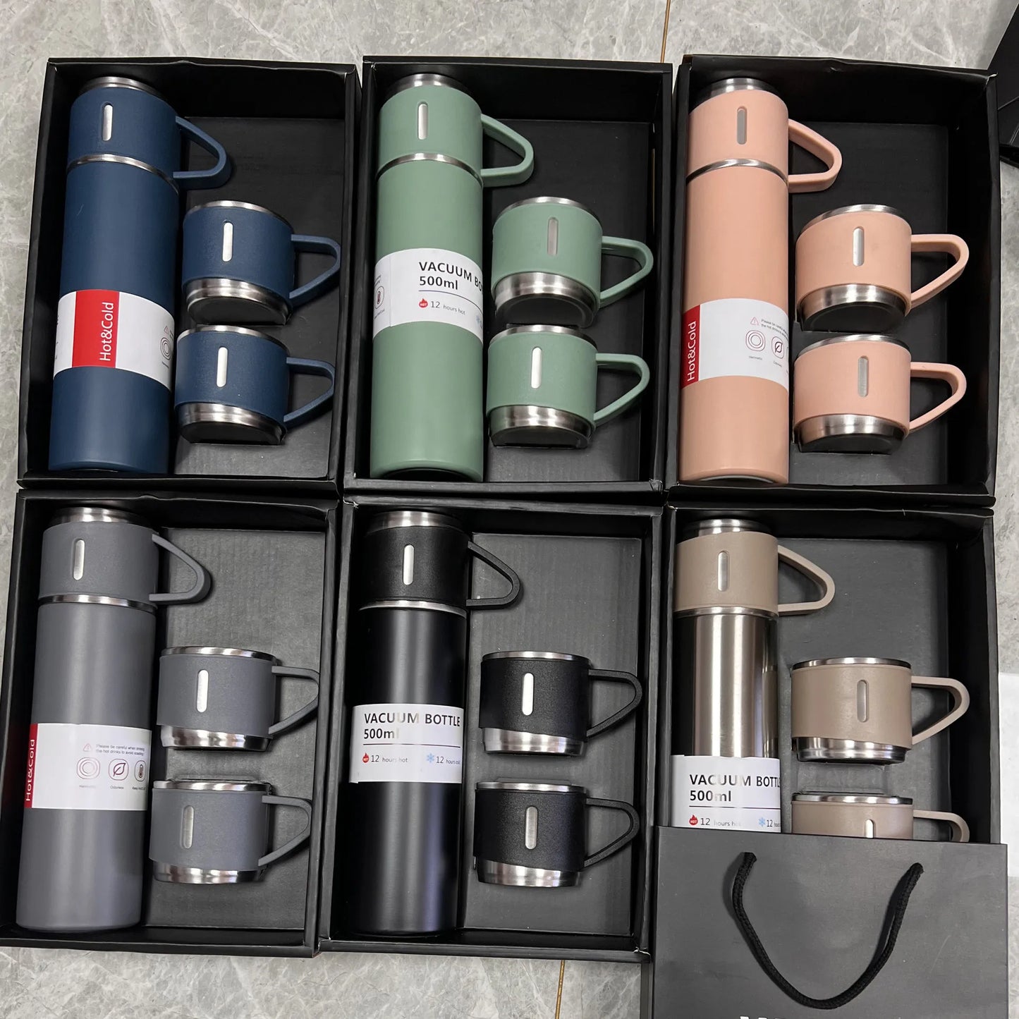 Stainless Steel Vacuum Flask Set, 500ml With 2cups (Random Color)