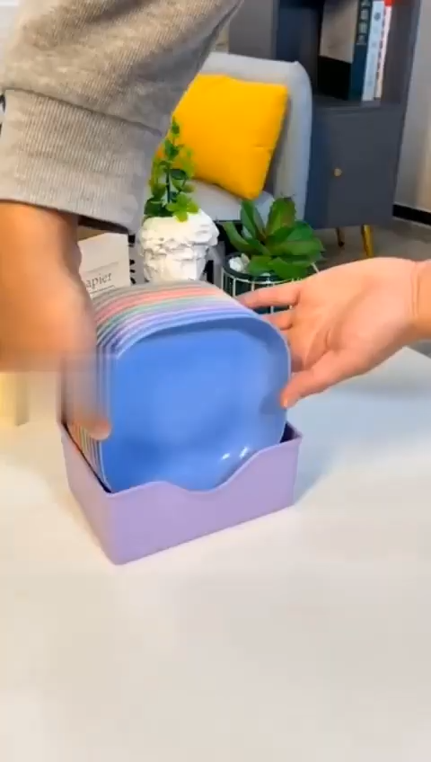 10pcs Plates Set With Holder (Random Colors) | Plates for feeding Kids in rainbow colors | Fruit Snacks Eco-Friendly Cutlery