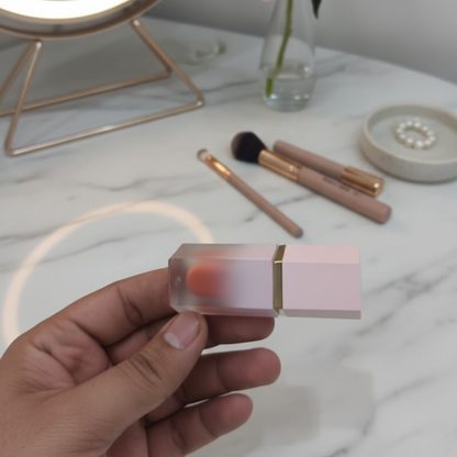 Huxia Beauty Liquid Blush – Lightweight Water-Based Formula, Long-Lasting Natural Finish, Easy to Blend & Layer